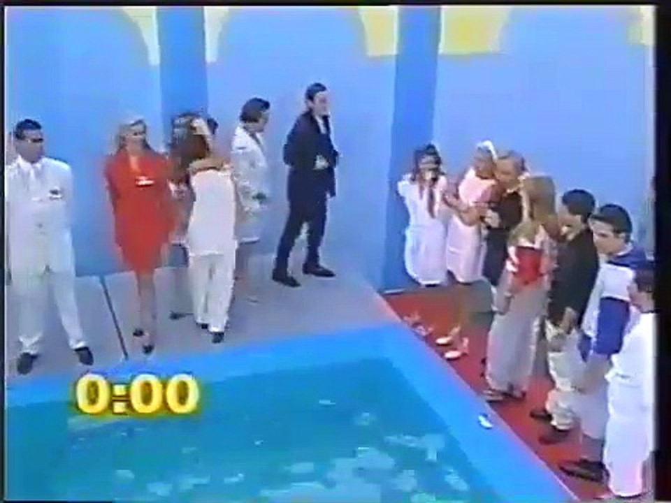 Domingo legal anos 90 - prova da troca de roupas