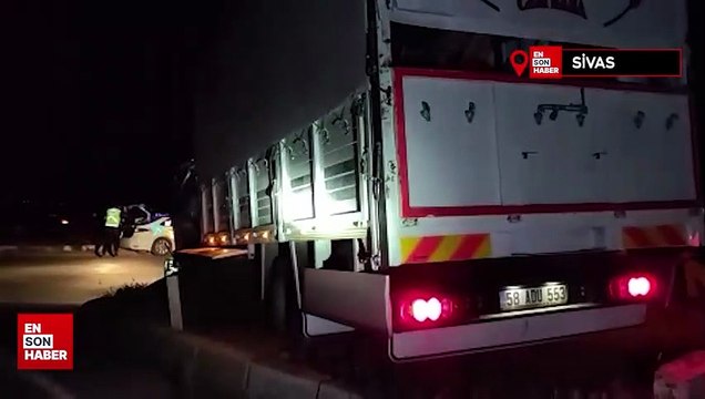 Sivas'taki ölüm kavşağında bir kaza daha