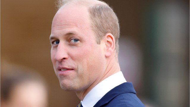 Voici - Le prince William anxieux avant son mariage avec Kate Middleton : cette réunion secrète avec Elizabeth II et le prince Charles