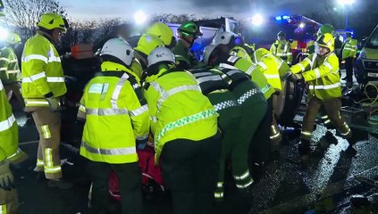 999 Rescue Squad S03E08 (17 Dec 2019)