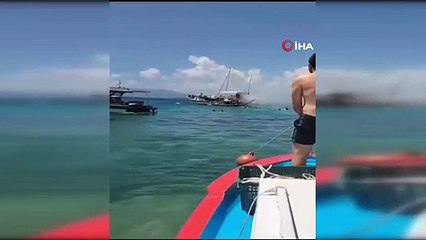 Tur teknesinde yangın dehşeti: Yolcular denize atlayarak canını kurtardı