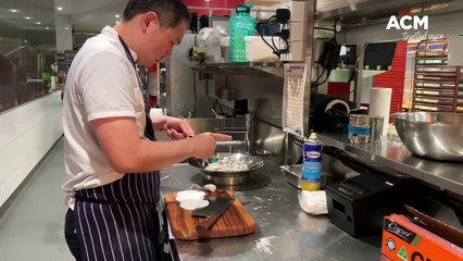 Meet Kian Hong Hoe: The Dumpling Master Behind Tiger Lane’s Delicious Creations 🥟