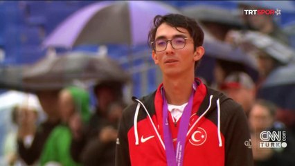 O hayal kurdu, oğlu gerçekleştirdi! Mete Gazoz'un babası anlatıyor...