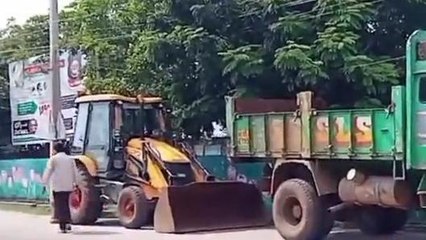 విజయనగరం జిల్లా: అక్రమ గ్రావెల్ తరలింపుపై రెవెన్యూ పంజా.. వారికి షాక్