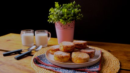 Galletas fritas rellenas