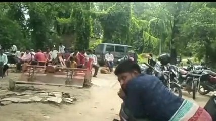 खीरी: घर के किचन में फांसी लगाकर की महिला ने आत्महत्या, मची चीख-पुकार