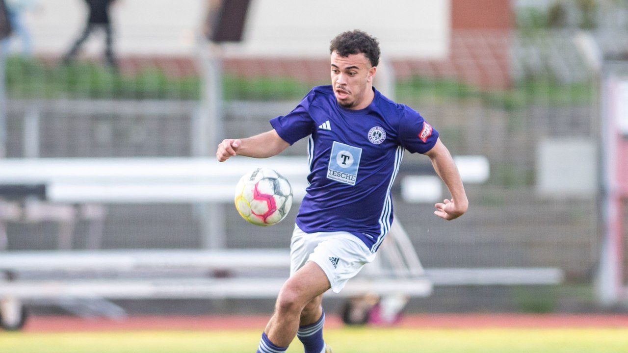 Dombrowe-Knaller, Gromotka-Patzer: TeBe schlägt Sparta im Topspiel