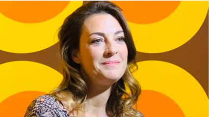 GALA VIDEO - PHOTO - Ève Angeli enceinte : la chanteuse plus radieuse que jamais