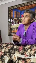 ¿Lo convenció? Novio lleva comida a suegro para que deje viajar a su hija con él