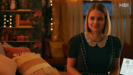 Wtf? Admission ke liye ladki ne kar di ye harkat... Apne hi teacher ke sath