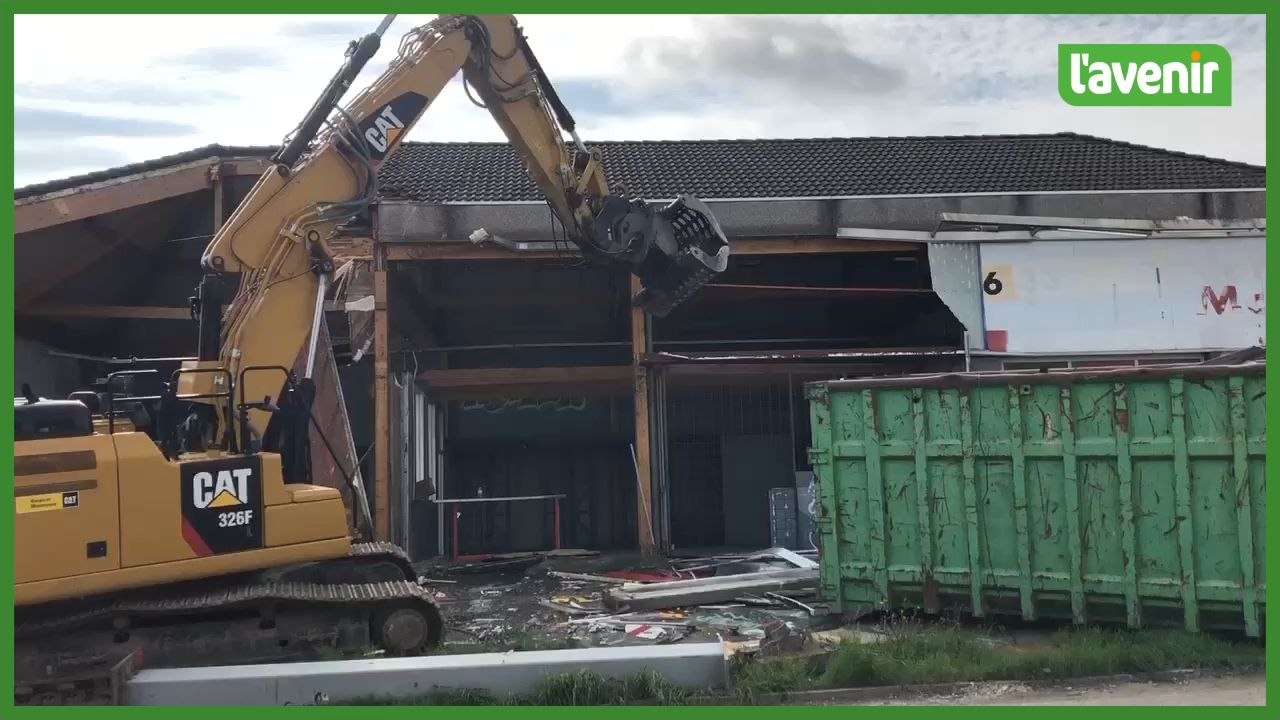 Gare de Mouscron: démolition du garage