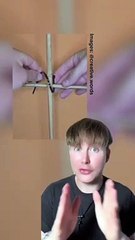 Fixer 2 tuteurs perpendiculairement