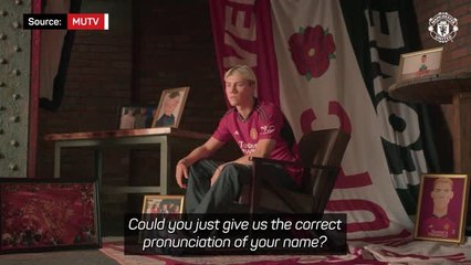 How to pronounce 'Rasmus Hojlund'... by the man himself