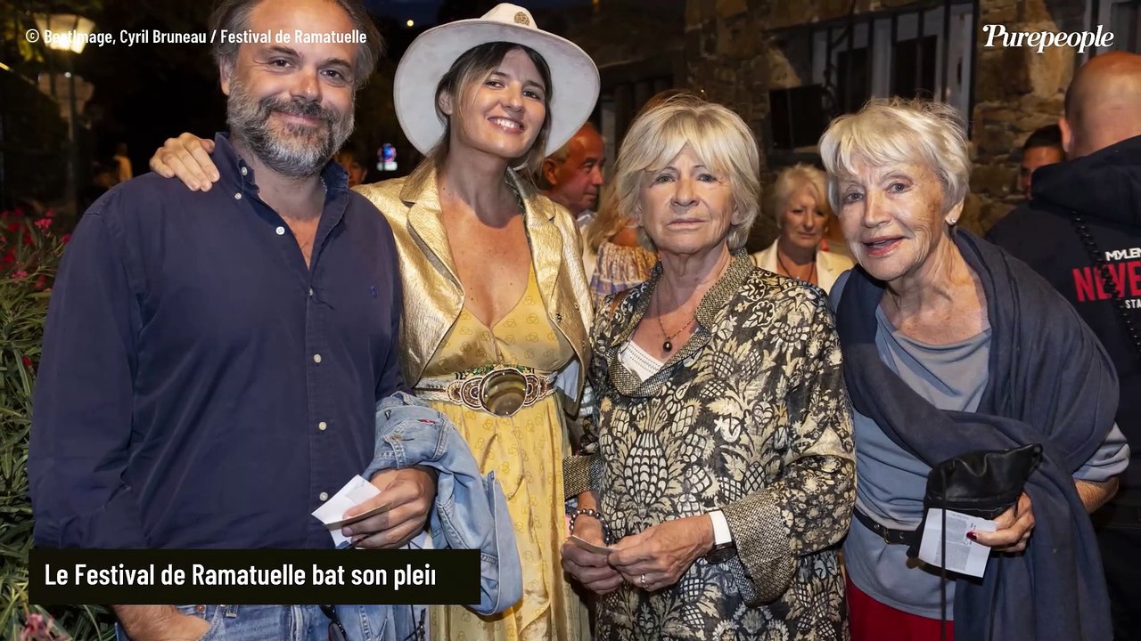 PHOTOS Romain Sardou et sa compagne Kym Thiriot au joli décolleté, bien entourés à Ramatuelle