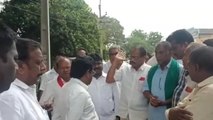 వైరా: ఆక్రమణలను తొలగించిన మున్సిపల్ అధికారులు