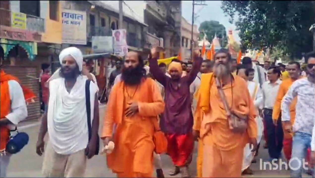 हिंसा के विरोध में निकाली रैली