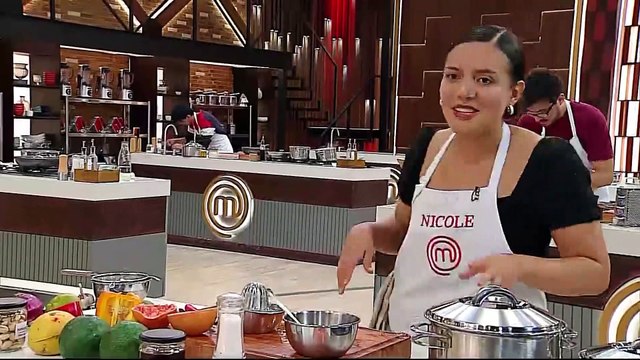 Beneficio: Dardos de cada lado, esto fue lo que se dijeron Nicole y Fernando