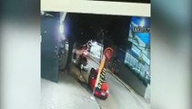 Vídeo mostra homem pegando iPhone que havia sido deixado em cima de veículo no Bairro Periolo