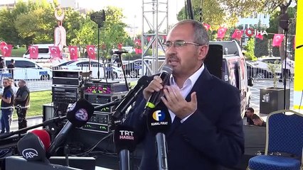 'Loyalty Bus' de Malatya, qui a connu le tremblement de terre, à Elazig