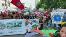 Povos indígenas marcham em Belém no primeiro dia da Cúpula da Amazônia