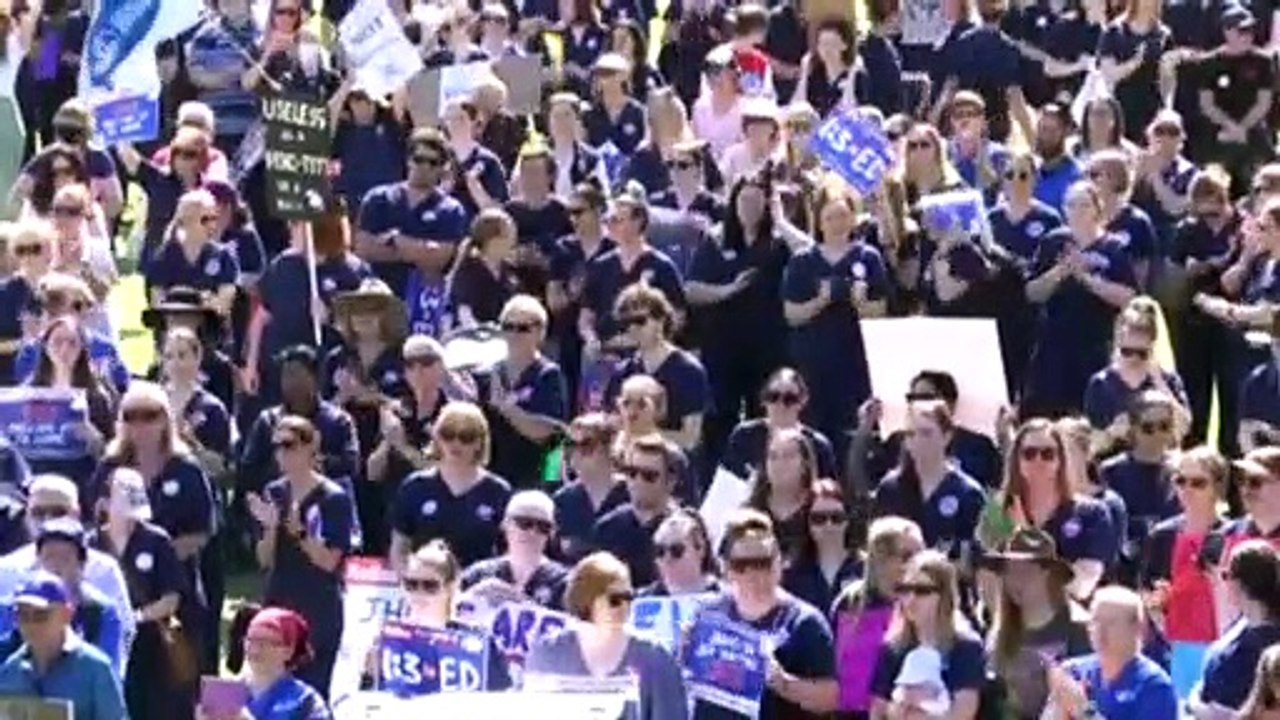 Unions warn health workers will leave NSW over...