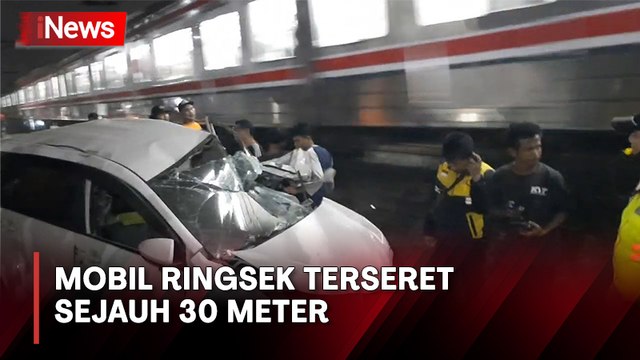 Minibus Tertabrak Kereta Api di Bekasi akibat Mesin Mendadak Mati