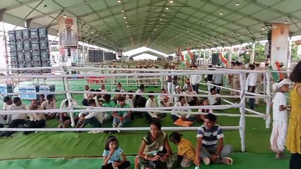 राहुल गांधी को लेकर लोगों में उत्साह, सभा स्थल पर पहुंचने लगे लोग, देखें वीडियो