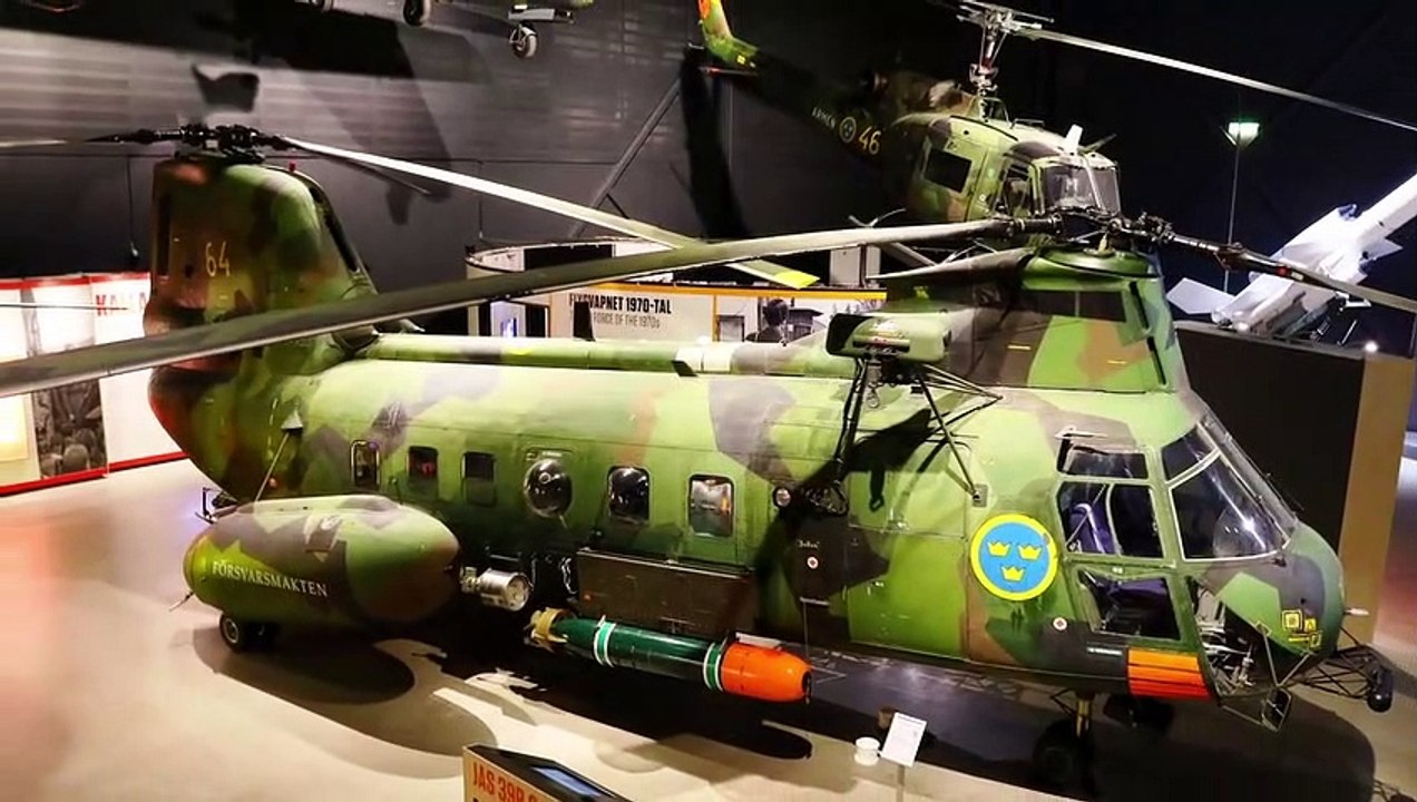 Boeing Vertol CH-46 Sea Knight helicopter - HD