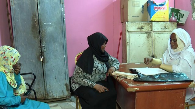 وسط أوضاع معيشية صعبة.. موظفو السودان بلا رواتب منذ بدء المواجهات