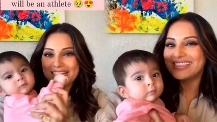 Bipasha Basu Daughter Devi के साथ Cute Video Viral,मेरी बेटी...  | Boldsky