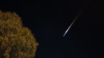 Unbelievably beautiful meteor shower caught on cam in the sky, Melbourne, Australia
