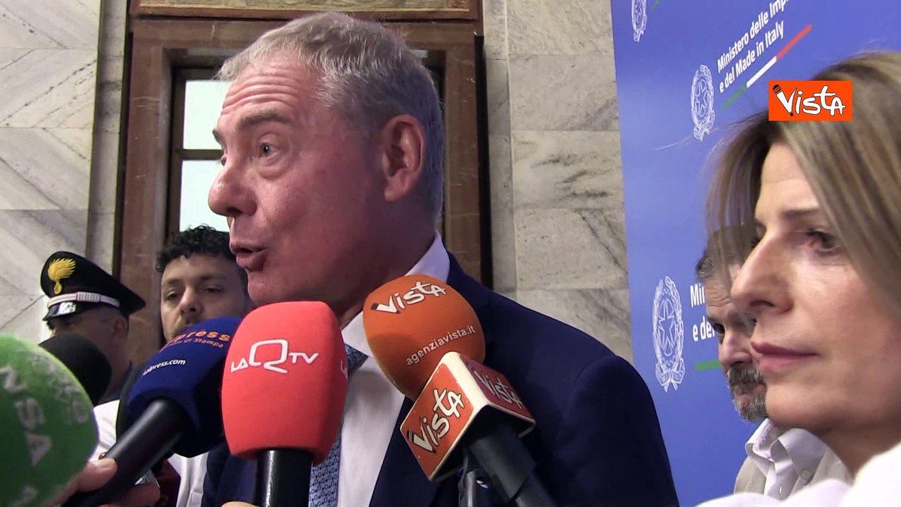 Stellantis, Urso: "D'accordo su inversione tendenza chiusura siti"