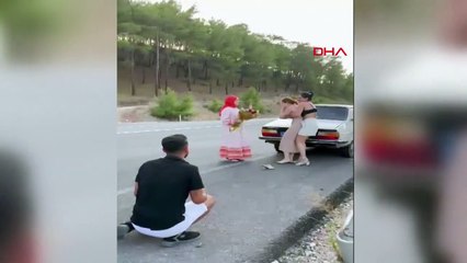 Un jeune homme battu dans la circulation a fait une demande en mariage