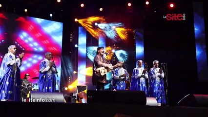 أجواء ممتعة.. شاهد كيف تفاعلت جماهير مهرجان _راب أفريكا_ مع حميد القصري