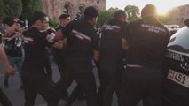 أرمينيا.. متظاهرون يعلنون التحرك لإنهاء الحصار المفروض على مدينة ناغورنو كاراباخ