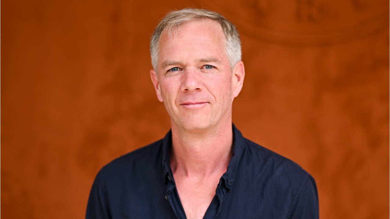 GALA VIDÉO - “Pas le top !” : Julien Arnaud, son sacrifice pour remplacer Gilles Bouleau dans le journal de TF1