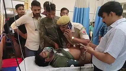 बाइक देने से इंकार...छोटे भाई शाका ने की राका पर फायरिंग, मां भी घायल