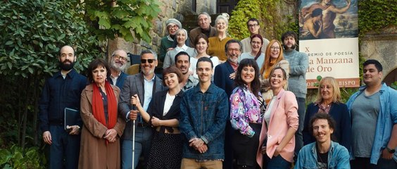 Tráiler de la película "La manzana de oro", dirigida por Jaime Chávarri, con Marta Nieto, Sergi López y Adrián Lastra.