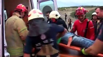 Havalimanı inşaatı işçilerini taşıyan servis köprüden düştü: 27 yaralı