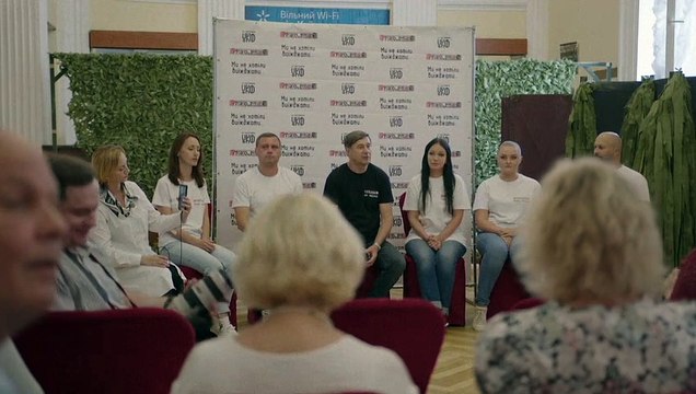 Nos palcos, atores ucranianos encenam a vida sob ocupação russa