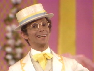 Joel Grey - When I'm Sixty-Four (Live On The Ed Sullivan Show, May 4, 1969)