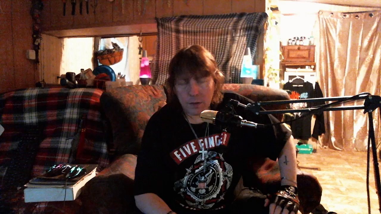 Scream With Me : Resident Evil : Afterlife (2010) Milla Jovovich, Ali Larter, Wentworth Miller