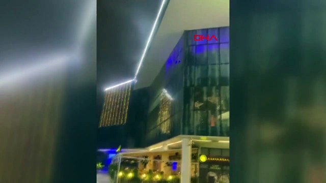 Bursa'da alışveriş merkezinde çıkan yangın kontrol altına alındı