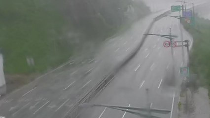 남부지방 중심으로 많은 비...현재 고속도로 상황은? / YTN