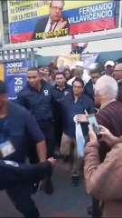Asesinan a un candidato presidencial en Ecuador