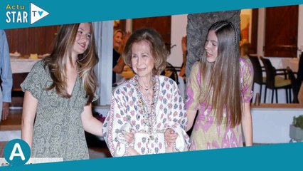 Leonor et Sofia d’Espagne  cette belle complicité avec leur grand mère remarquée