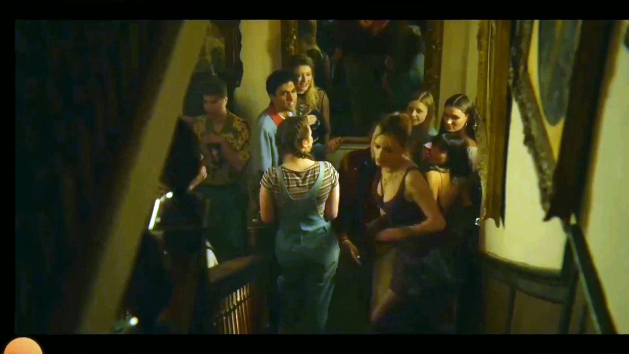 Kiss Scene for Sex Education
