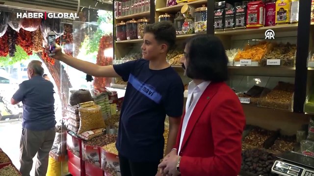 1970'li yıllardan kalma bir ruh: Murat Erdem izlenme rekorları kırıyor