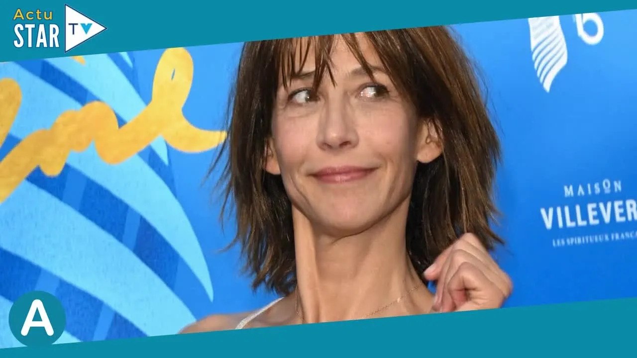 Sophie Marceau  Vacances healthy dans une région rurale française, ce que l'actrice trouve exagéré