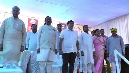 विश्व आदिवासी दिवस कार्यक्रम में हुए शामिल